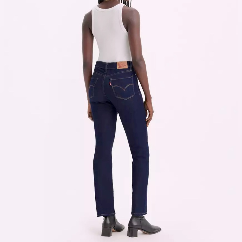 Levi’s Red Tab 314 Shaping Straight Jeans - Dark Wash - Size 12 NWT